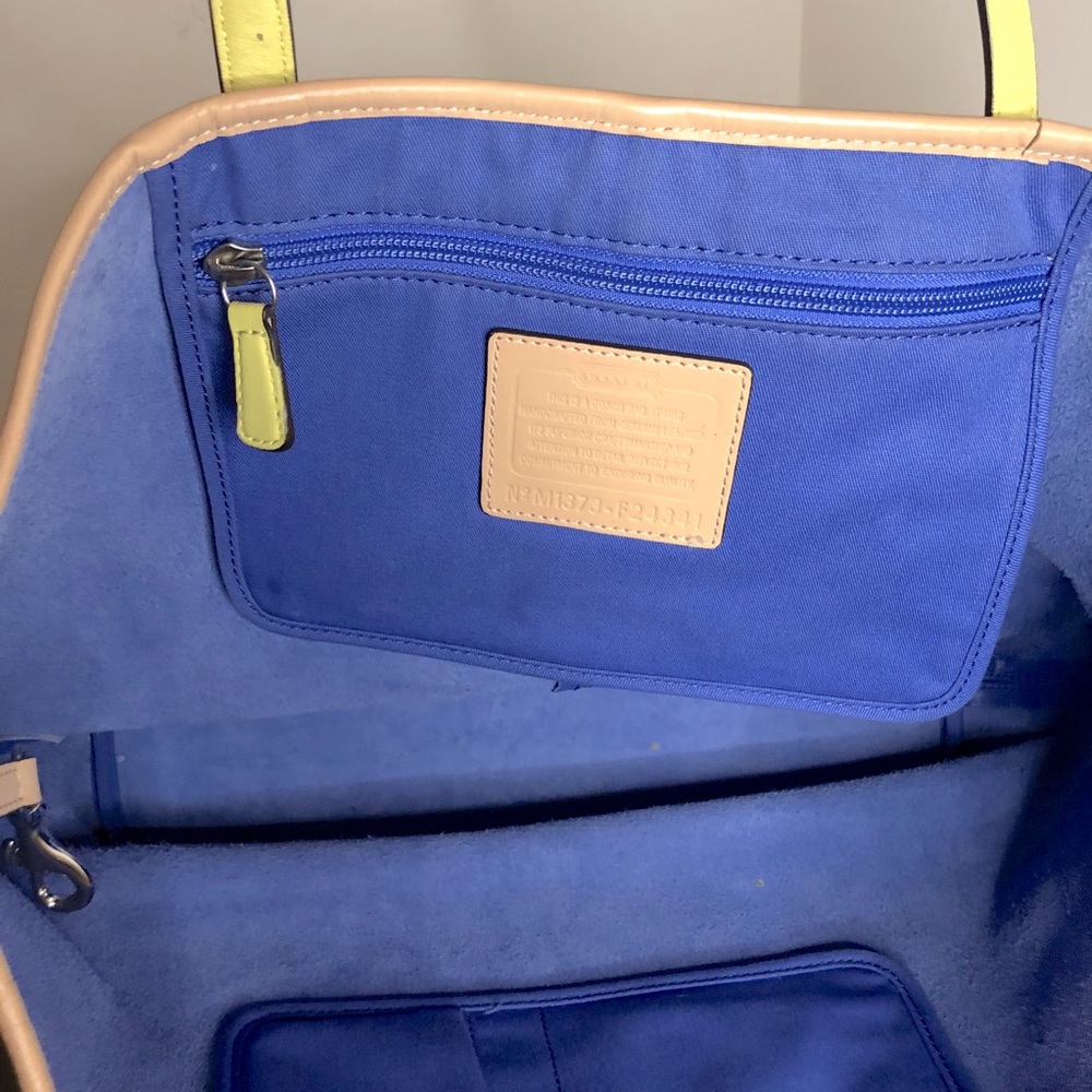 Coach Blue & Yellow Leather Tote Bag - Picture 9 of 13